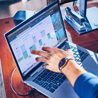 HP Firefly G10 i7-1365U 14.0