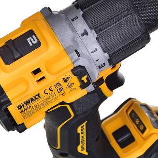 Wiertarko-wkrętarka 18V 2x5,0Ah BL TSTAK DCD805P2T - 3
