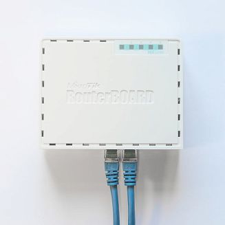 Router Mikrotik hEX (RB750Gr3) Total Ethernet  Ports:5; Architecture:MMIPS; CPU core:2 - 5