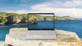 HP 15s-eq2289nw Ryzen 3 5300U 15,6”FHD AG IPS 16GB SSD512 Radeon RX Vega 6 Cam720p 41Wh Win11 2Y Natural Silver - 5