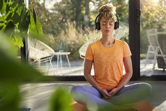 Bezprzewodowe słuchawki sportowe Philips TAA4216BK/00, czarne - 20