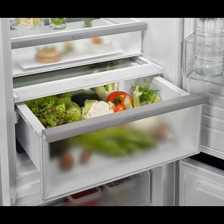 Chłodziarko-zamrażarka ELECTROLUX ENC8MD18S - 4