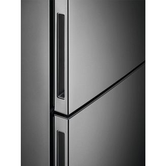 Chłodziarko-zamrażarka ELECTROLUX LNC7ME32X3 - 5