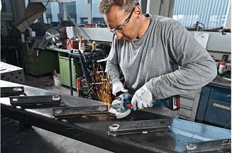 SZLIFIERKA KĄTOWA FI 125 18V-LI 2X5.0AH GWS BOSCH - 17