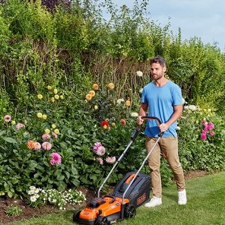 Black & Decker BCMW3318L2 Kosiarka do trawnika typu push Bateria Czarny, Pomarańczowy - 5