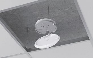 Access Point Wi-Fi 7 Ubiquiti UniFi U7 Pro 2.4GHz(2x2)/5GHz(2x2)/6GHz(2x2) PoE+ 1x2,5G - 10