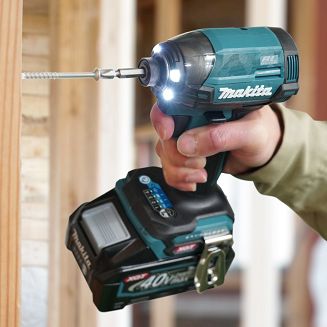 Makita Zakrętarka udarowa 40V XGT TD002GD202 220Nm 2x2,5Ah - 17